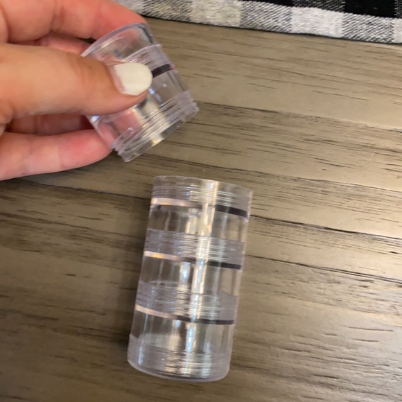 Organizer/compartments - Picture 6 of 6